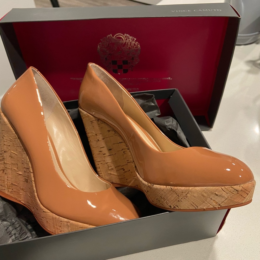 New Vince Camuto Wedge Rosewood Nude Cork Dress Shoes Size 9M